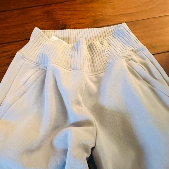 ALO Yoga winter frost Serenity  Knit wide leg sweat pants XS - Picture 5 of 9